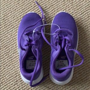 Brand new Nike Girl’s sneakers